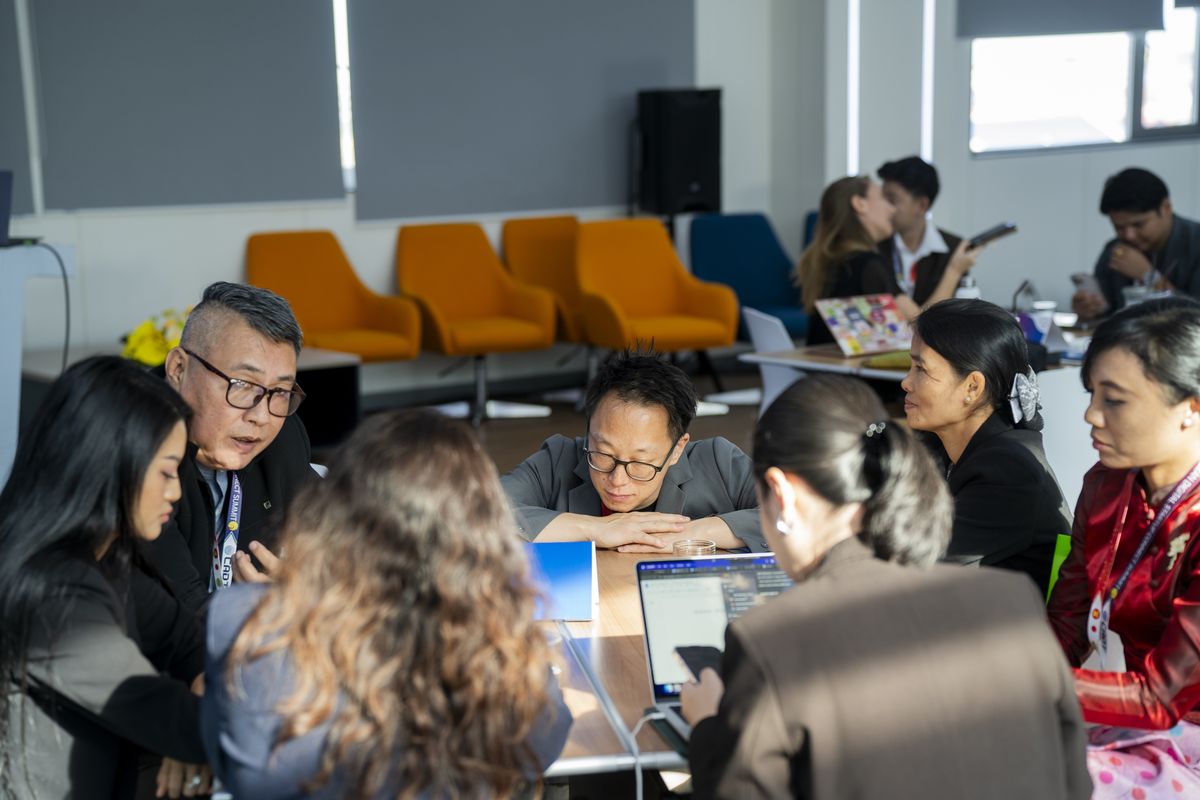 Galeno Chua facilitating a working session at the ASEAN Startup Connect Summit in Phnom Penh, December 2025
